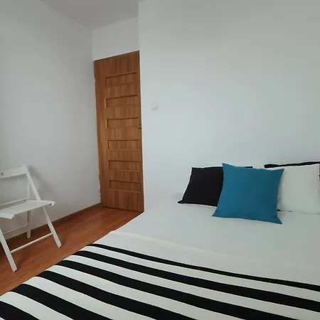 Pokoje Przy Plazy Olsztynska 7 Kwatera prywatna Kosakowo